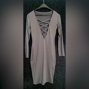 Brand: ALLEGRACE
Size: Medium
Color: Gray
Condition: Great
